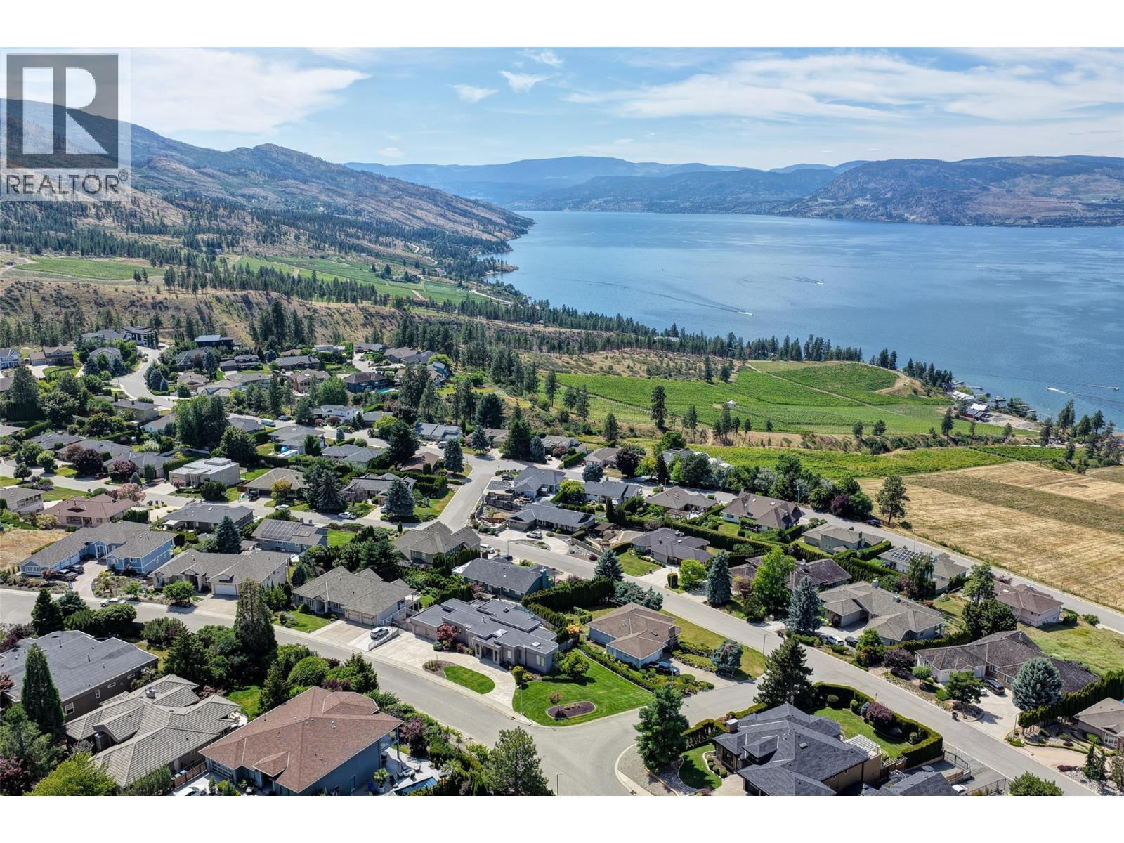344 Raven Drive, Kelowna, BC - Outdoor With Body Of Water With View
