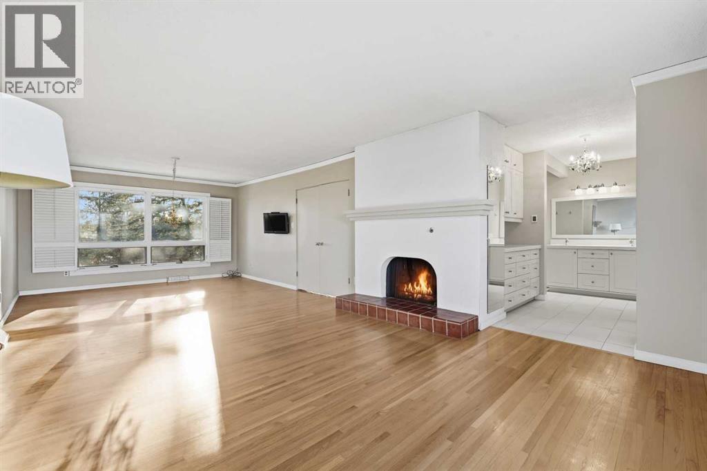 327 Willow Ridge Place Se, Calgary, AB - Indoor Photo Showing Living Room