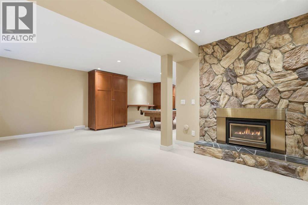 327 Willow Ridge Place Se, Calgary, AB - Indoor With Fireplace
