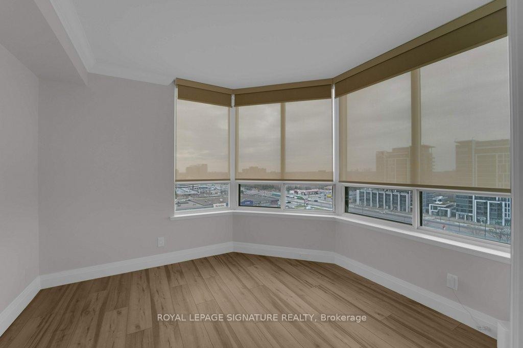1404-22 Clarissa Drive, Richmond Hill, ON - Indoor Photo Showing Other Room