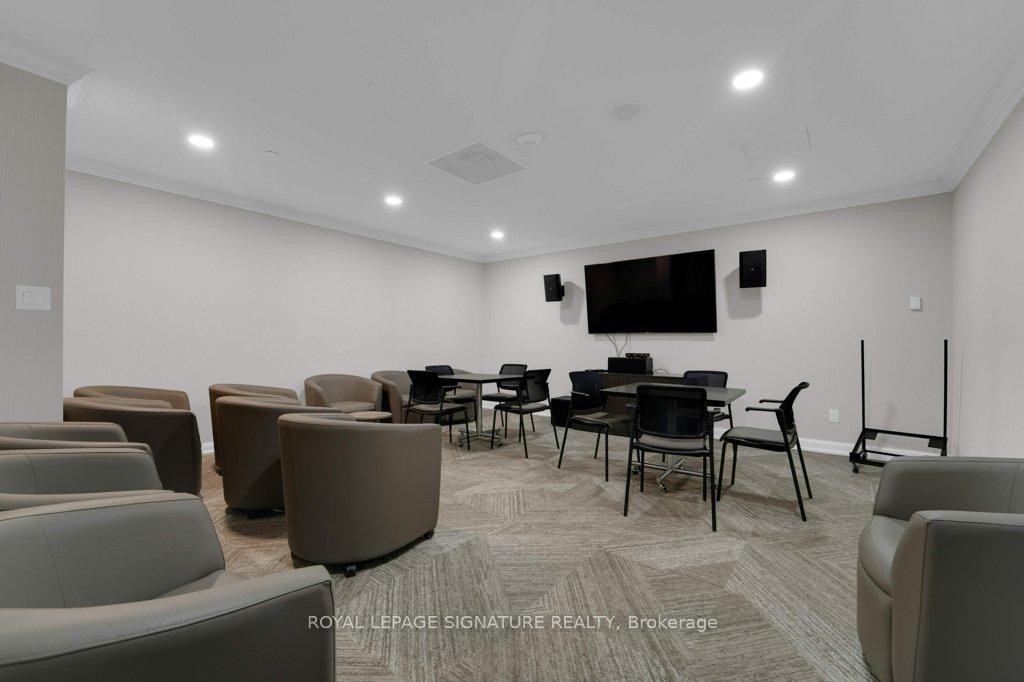 1404-22 Clarissa Drive, Richmond Hill, ON - Indoor