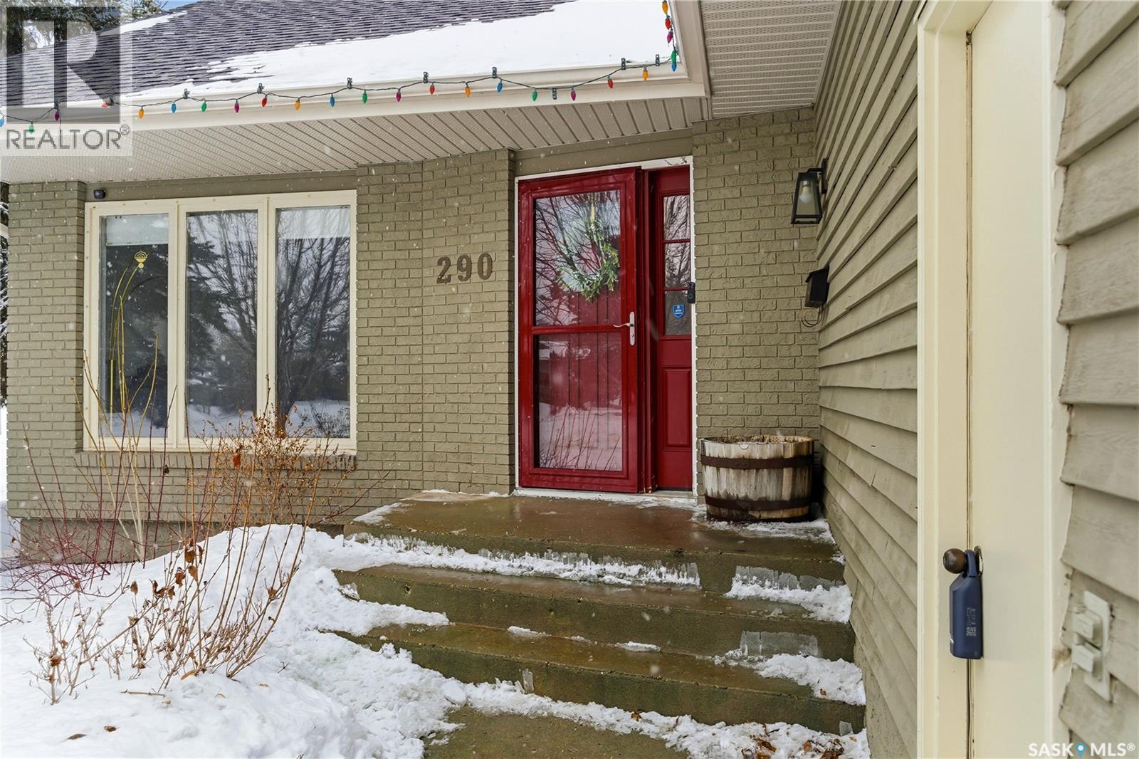 290 Rogers Road, Regina, SK - Outdoor