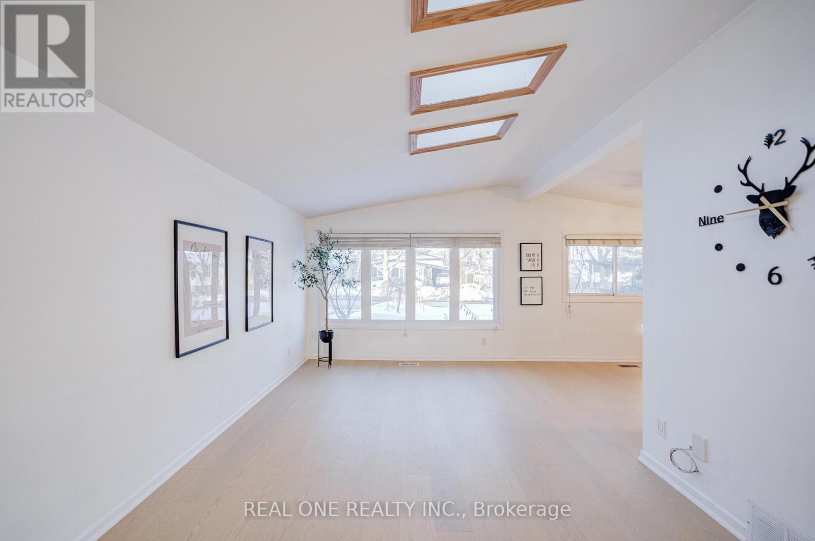 336 Hampton Heath Road, Burlington, ON - Indoor Photo Showing Other Room