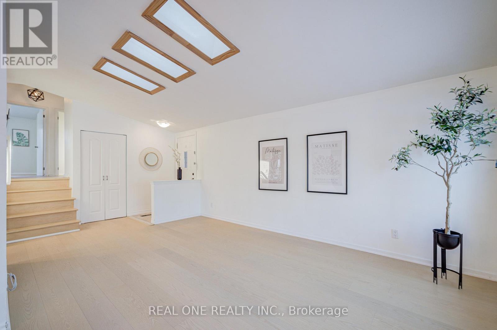 336 Hampton Heath Road, Burlington, ON - Indoor Photo Showing Other Room