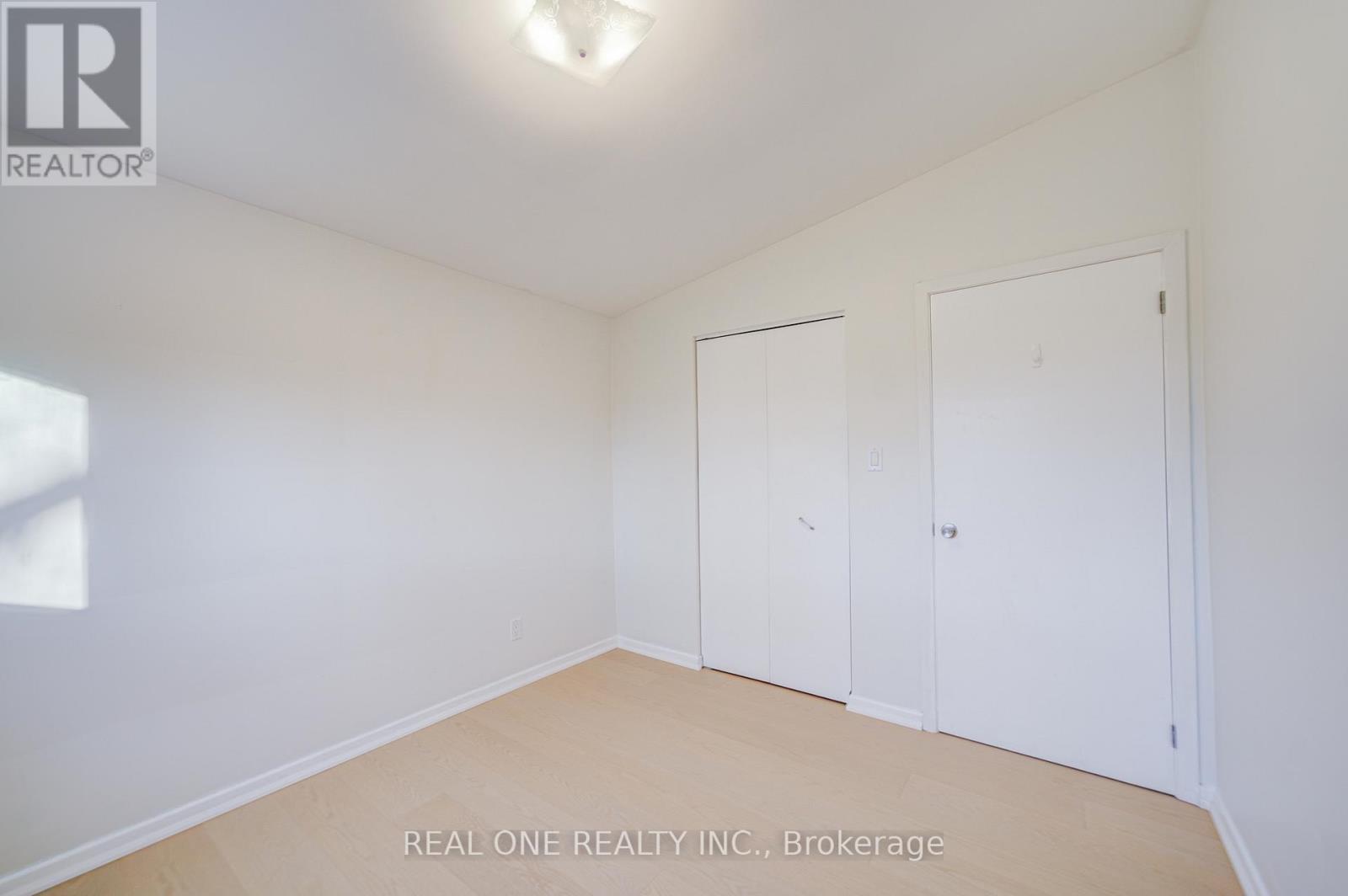 336 Hampton Heath Road, Burlington, ON - Indoor Photo Showing Other Room