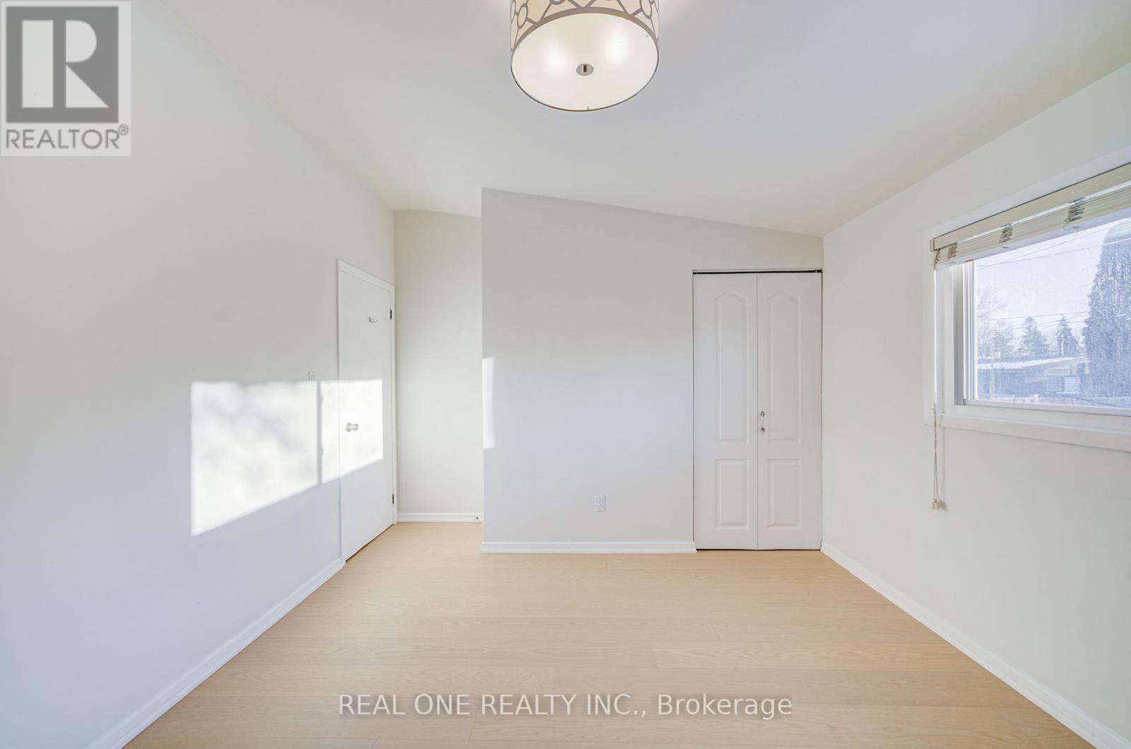 336 Hampton Heath Road, Burlington, ON - Indoor Photo Showing Other Room