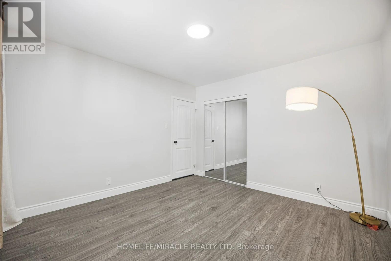 290 Lincoln Road, Waterloo, ON - Indoor Photo Showing Other Room