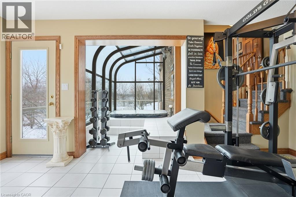 9 Lamb Court, Caledonia, ON - Indoor Photo Showing Gym Room