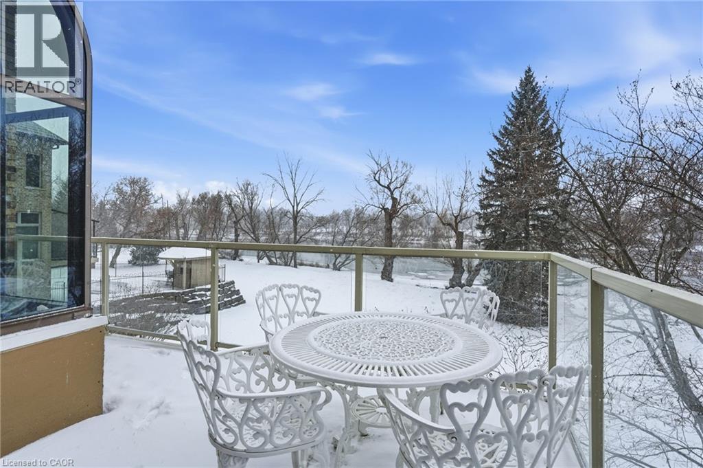9 Lamb Court, Caledonia, ON - Outdoor