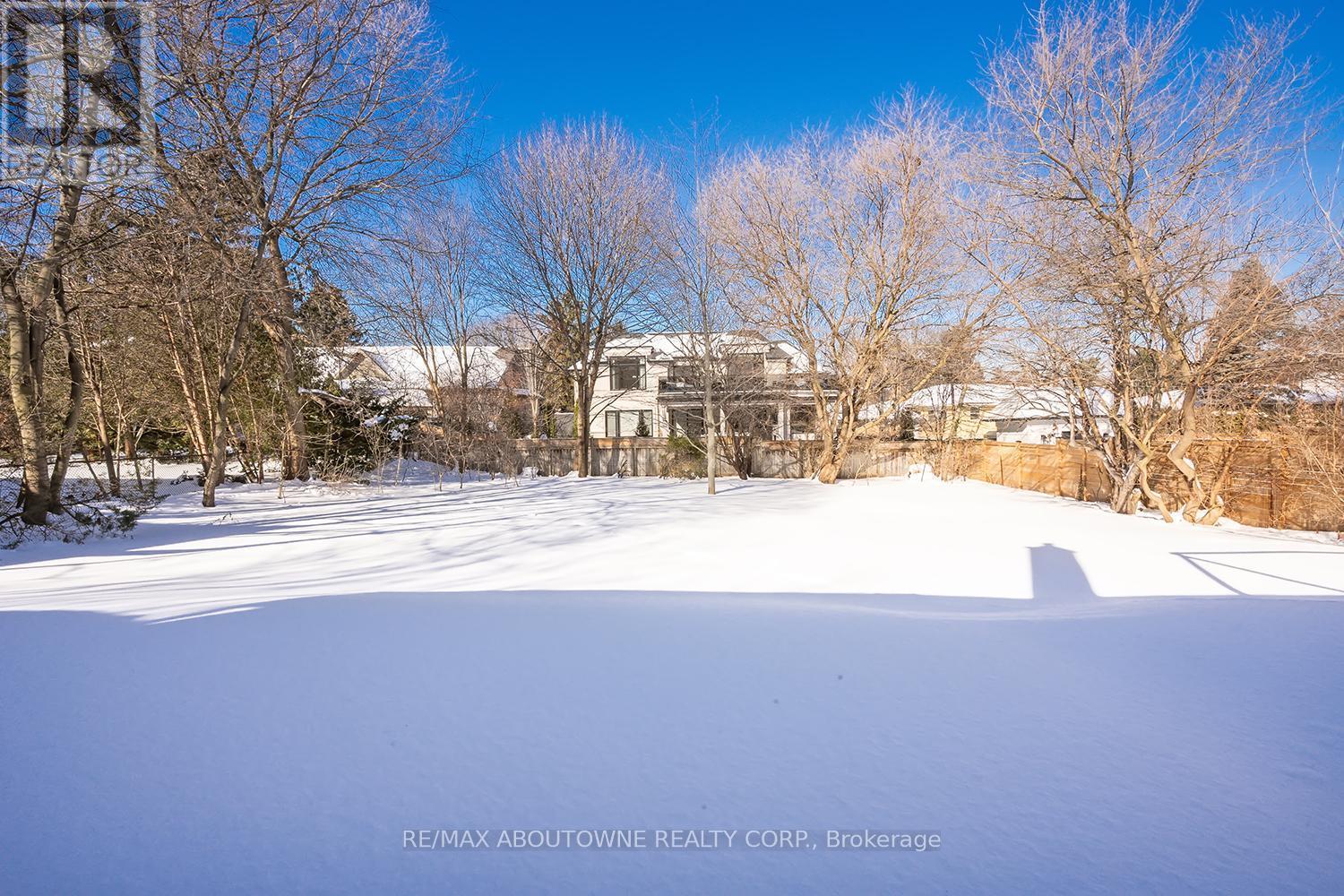 2067 Devon Road, Oakville, ON - Outdoor With View