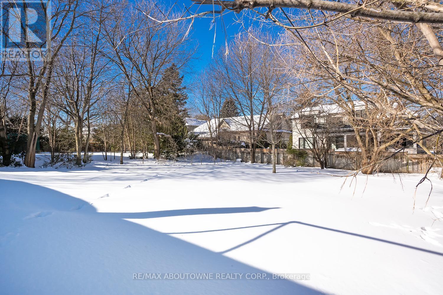 2067 Devon Road, Oakville, ON - Outdoor With View