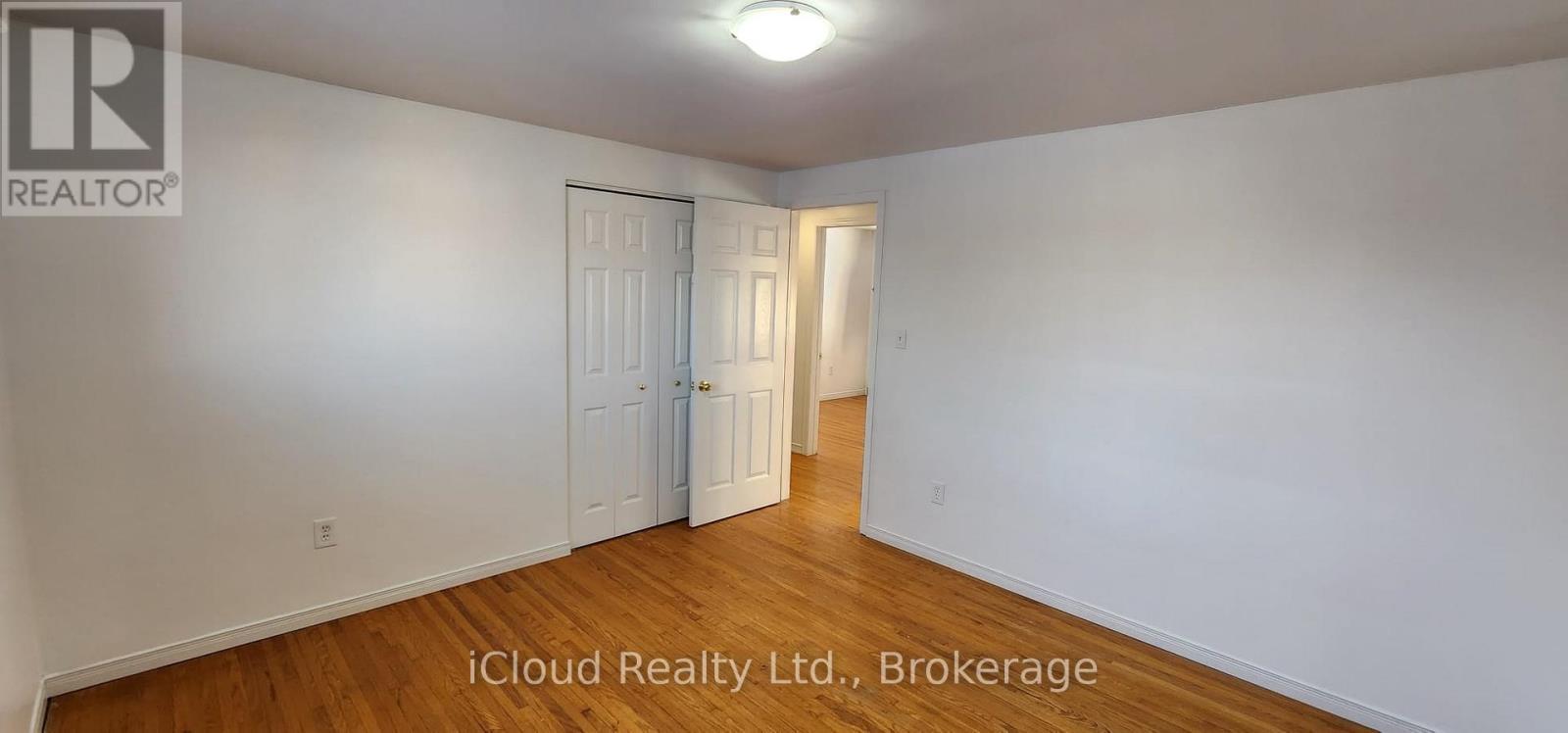 131 Victor Boulevard, Hamilton, ON - Indoor Photo Showing Other Room