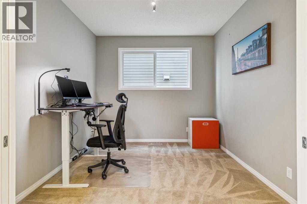 71 Walden Manor Se, Calgary, AB - Indoor Photo Showing Office