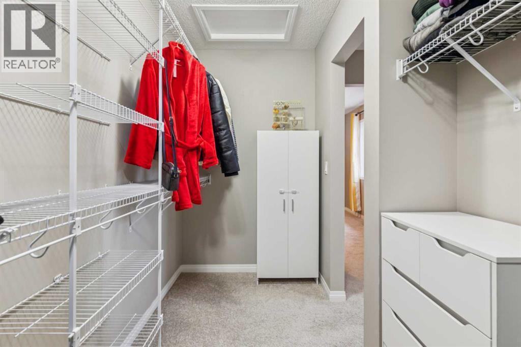 71 Walden Manor Se, Calgary, AB - Indoor With Storage