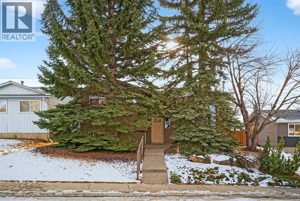 16 Rundleson Way NE - 16 Rundleson Way Ne, Calgary, AB - Outdoor