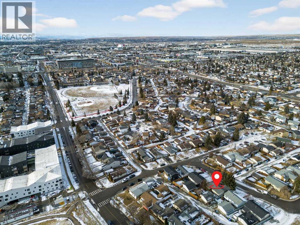 16 Rundleson Way Ne, Calgary, AB - Outdoor With View