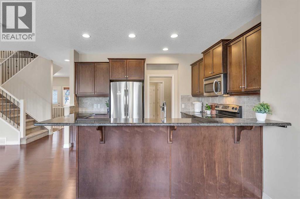 224 Panamount Point Nw, Calgary, AB - Indoor Photo Showing Kitchen With Stainless Steel Kitchen