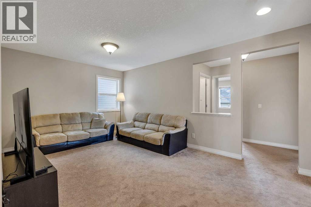 224 Panamount Point Nw, Calgary, AB - Indoor Photo Showing Other Room