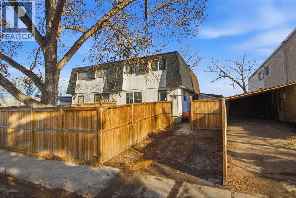 44 Doverdale Mews Se, Calgary, AB - Outdoor