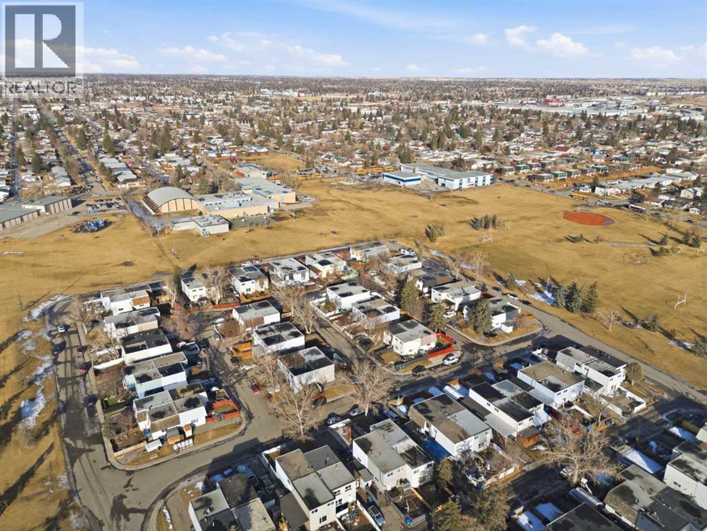 44 Doverdale Mews Se, Calgary, AB - Outdoor With View