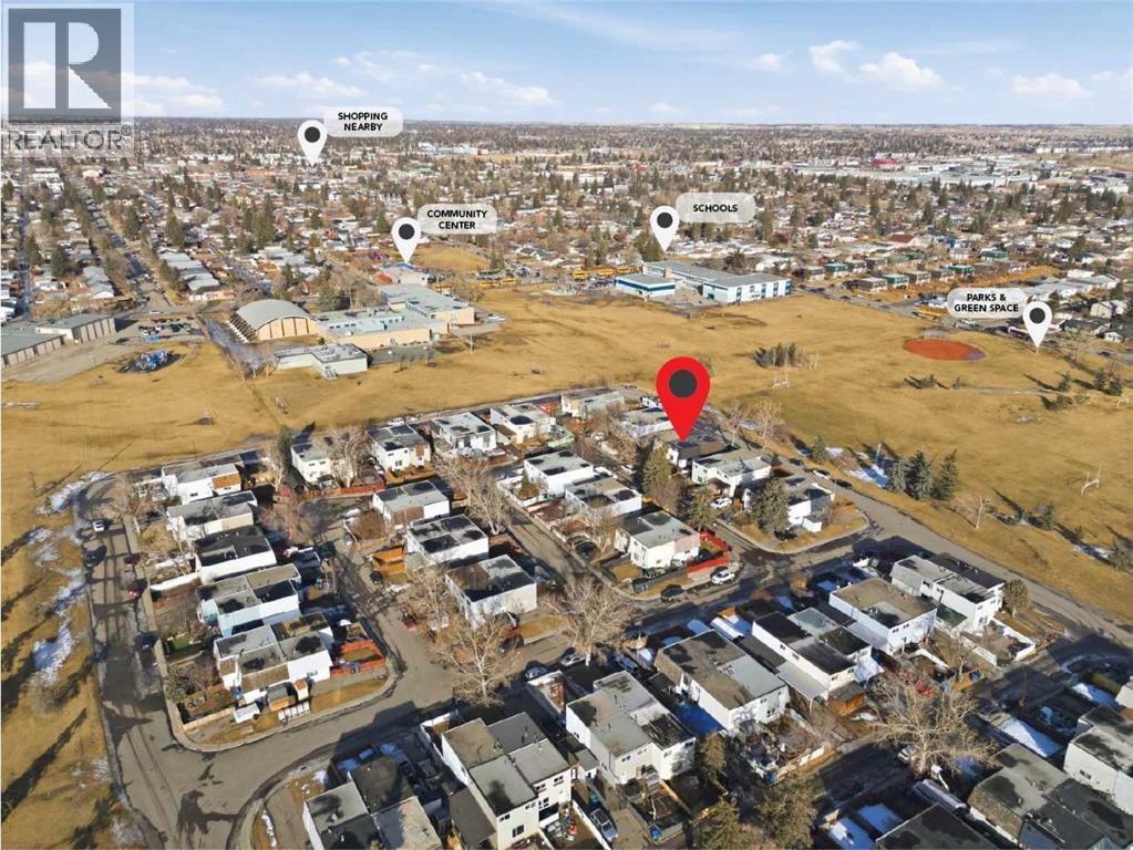 44 Doverdale Mews Se, Calgary, AB - Outdoor With View