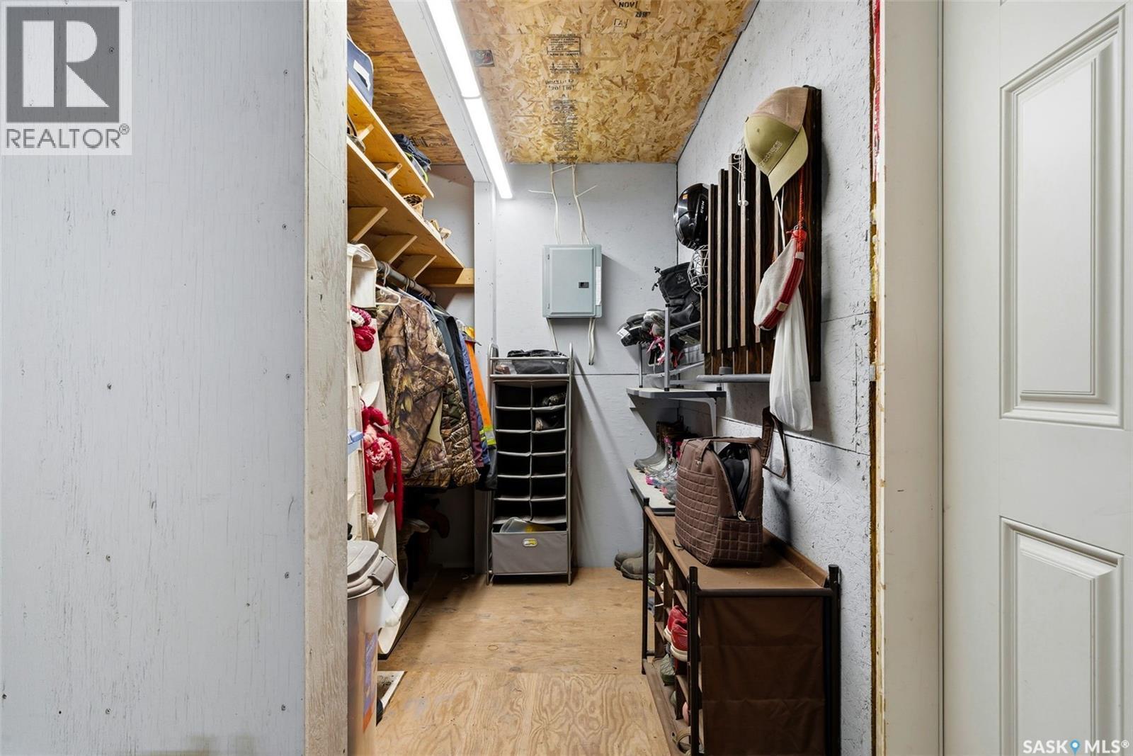 Lockert Acreage, Francis Rm No. 127, SK - Indoor Photo Showing Other Room