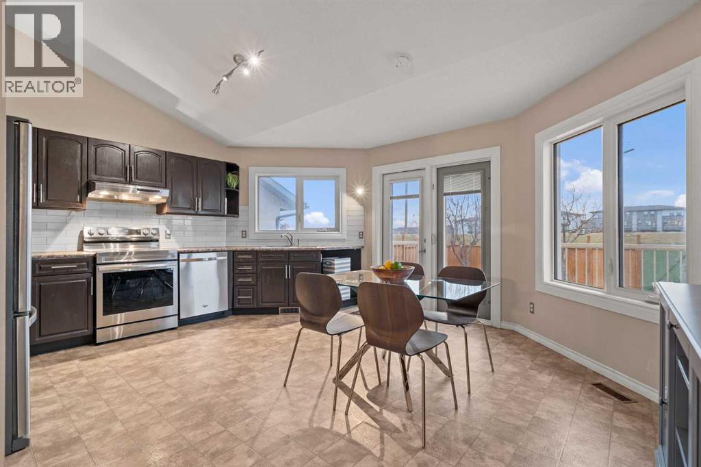 43 Sunset Crescent, Okotoks, AB - Indoor