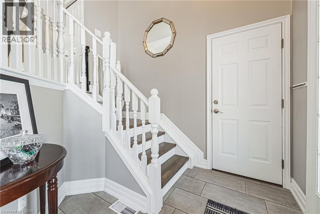47 Fuller Drive, Caledonia, ON - Indoor Photo Showing Other Room