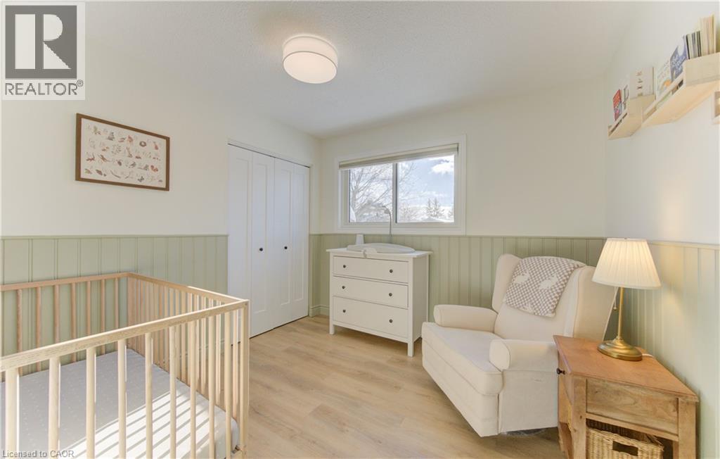 322 Daleview Place, Waterloo, ON - Indoor Photo Showing Bedroom