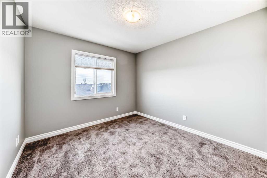 88 Nolanhurst Crescent Nw, Calgary, AB - Indoor Photo Showing Other Room