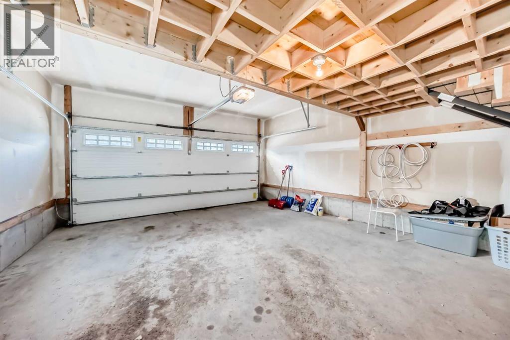 88 Nolanhurst Crescent Nw, Calgary, AB - Indoor Photo Showing Garage