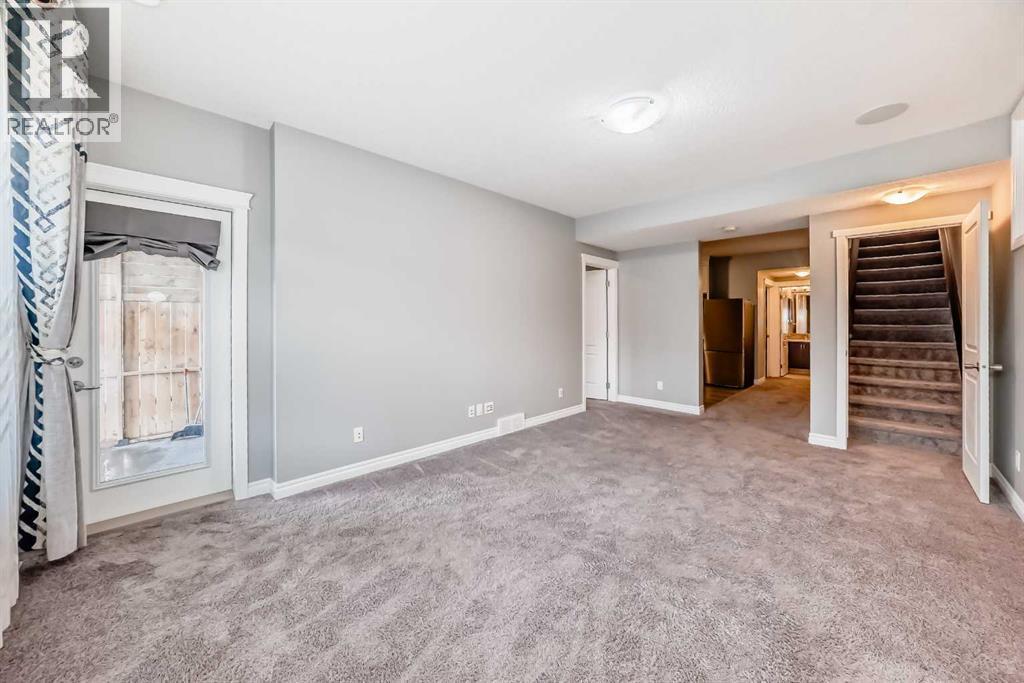 88 Nolanhurst Crescent Nw, Calgary, AB - Indoor Photo Showing Other Room