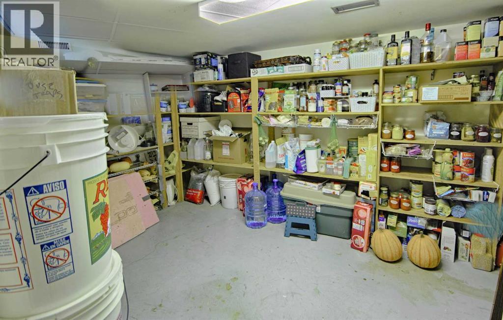 95 Laval Boulevard W, Lethbridge, AB - Indoor