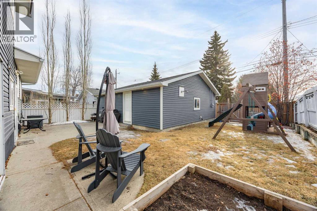 123 Sackville Drive Sw, Calgary, AB - Outdoor With Exterior