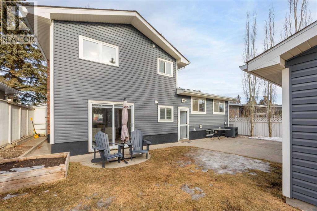 123 Sackville Drive Sw, Calgary, AB - Outdoor With Exterior