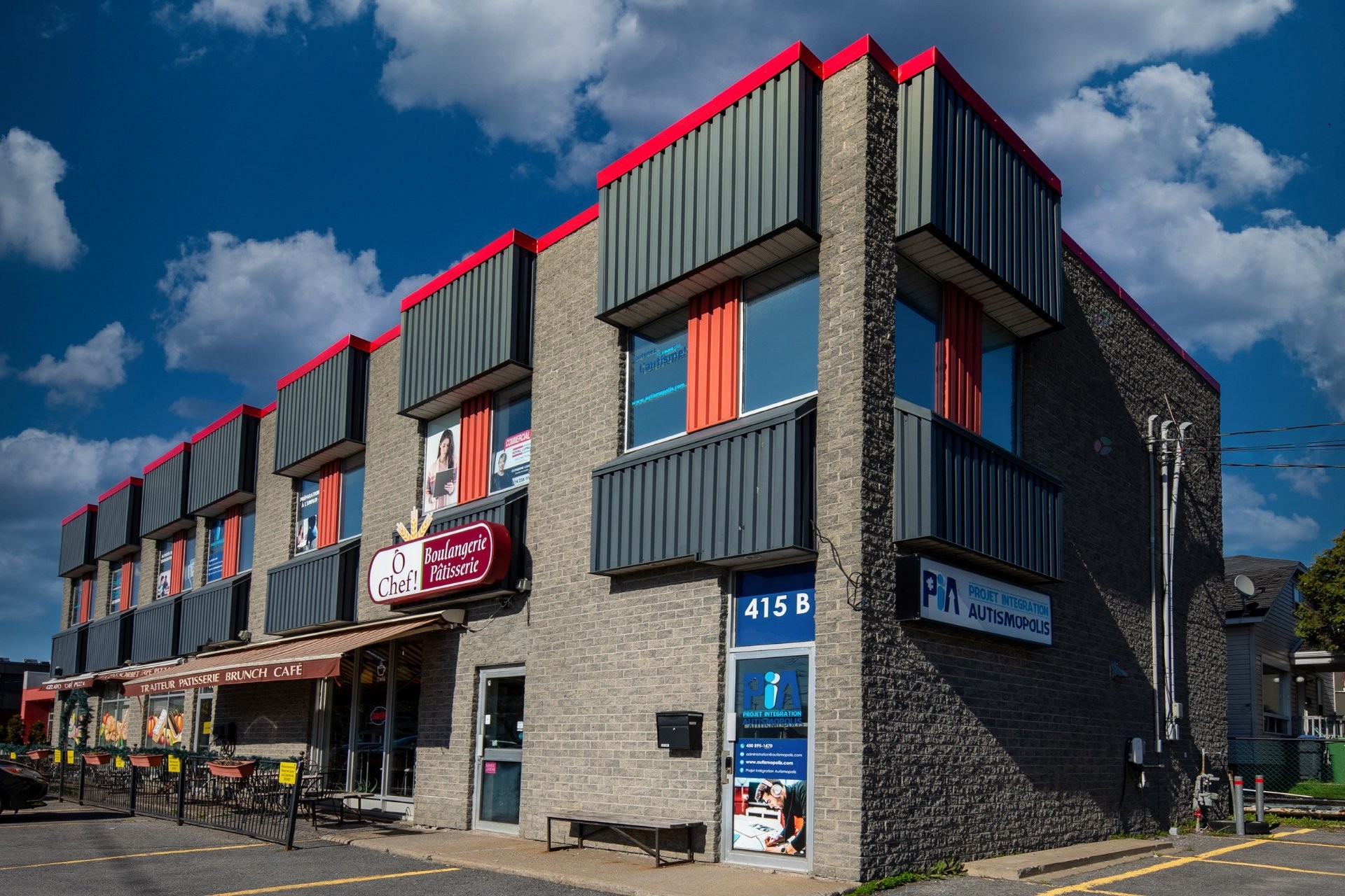 Front of Structure - 415 Boul. Du Séminaire N., Saint-Jean-Sur-Richelieu, QC -