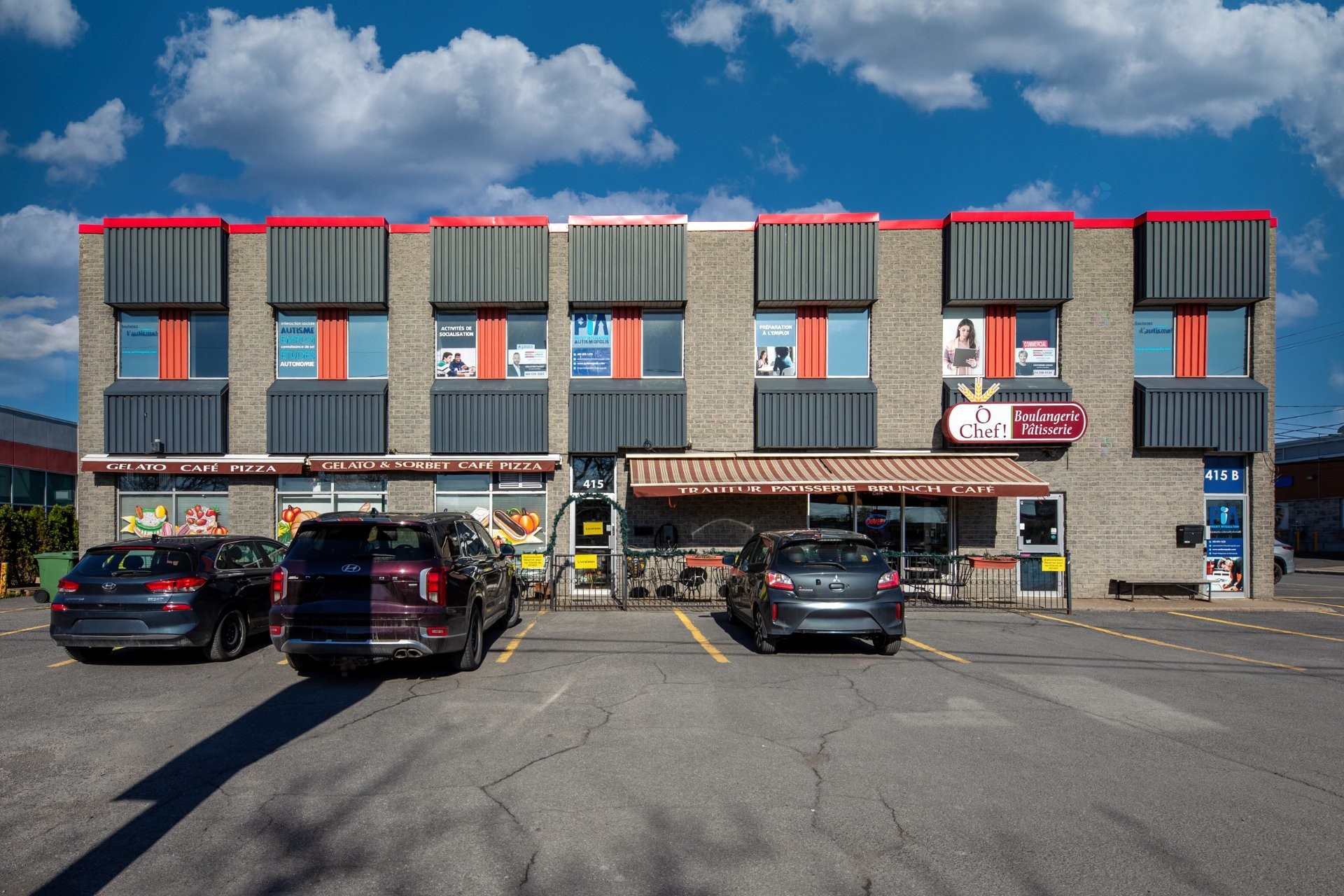 Front of Structure - 415 Boul. Du Séminaire N., Saint-Jean-Sur-Richelieu, QC - Outdoor