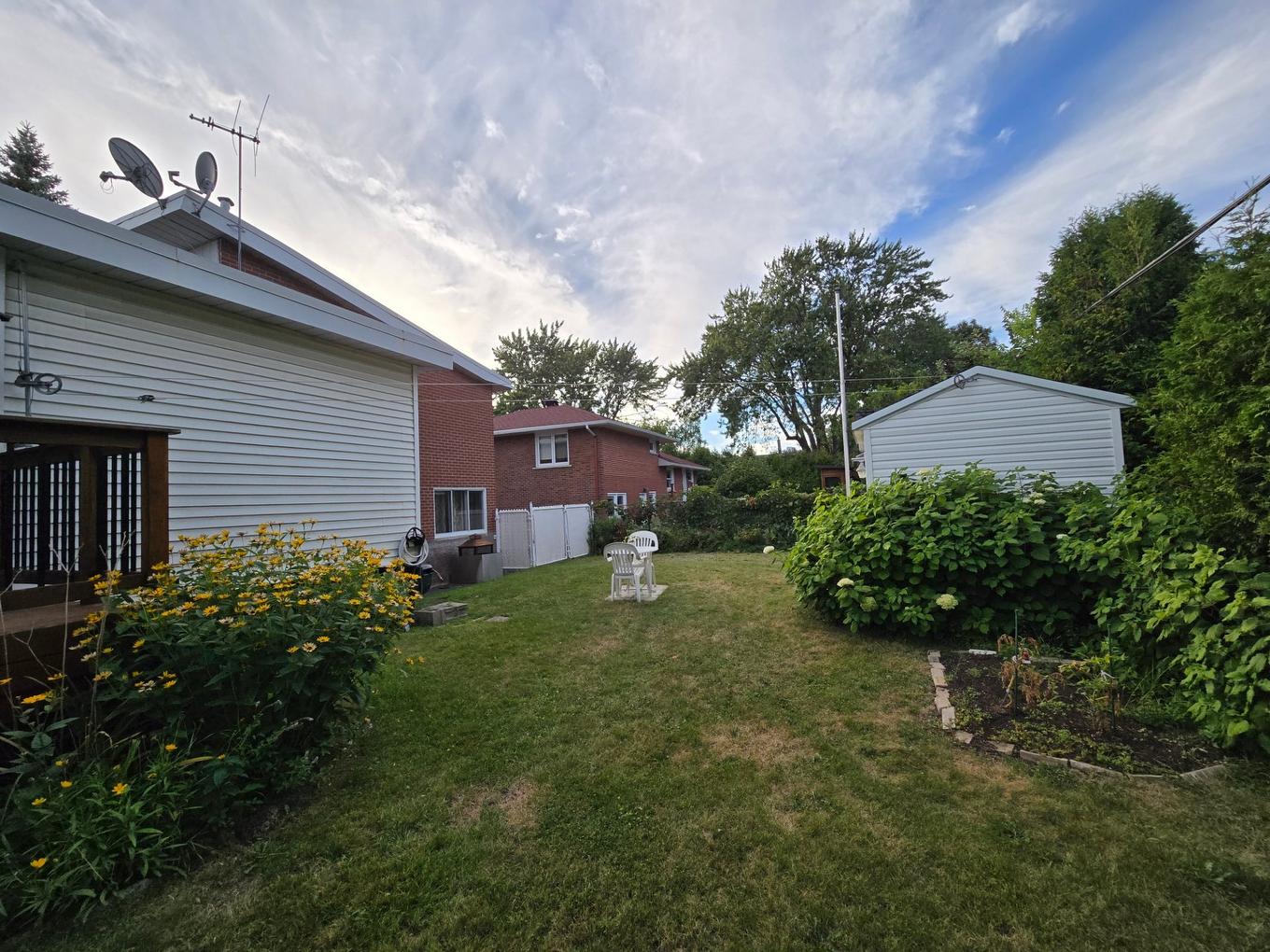 Backyard - 139 Av. Giroux, Laval (Laval-Des-Rapides), QC - Outdoor