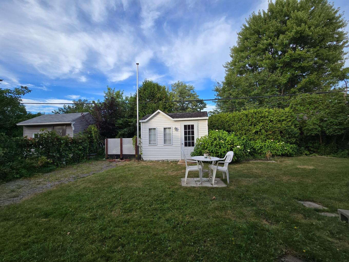 Backyard - 139 Av. Giroux, Laval (Laval-Des-Rapides), QC - Outdoor