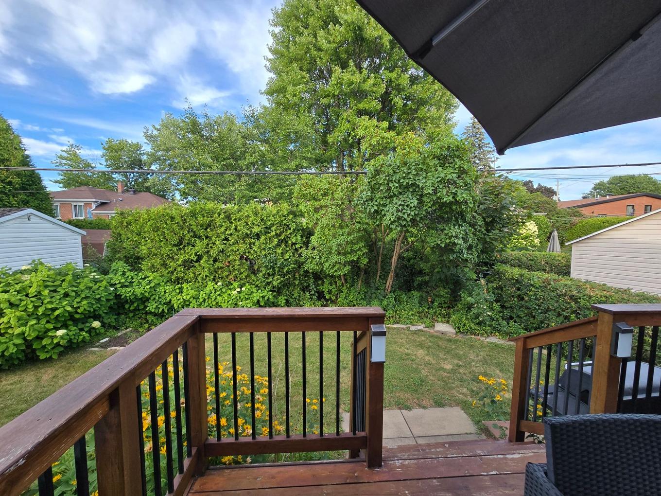 Backyard - 139 Av. Giroux, Laval (Laval-Des-Rapides), QC - Outdoor With Exterior