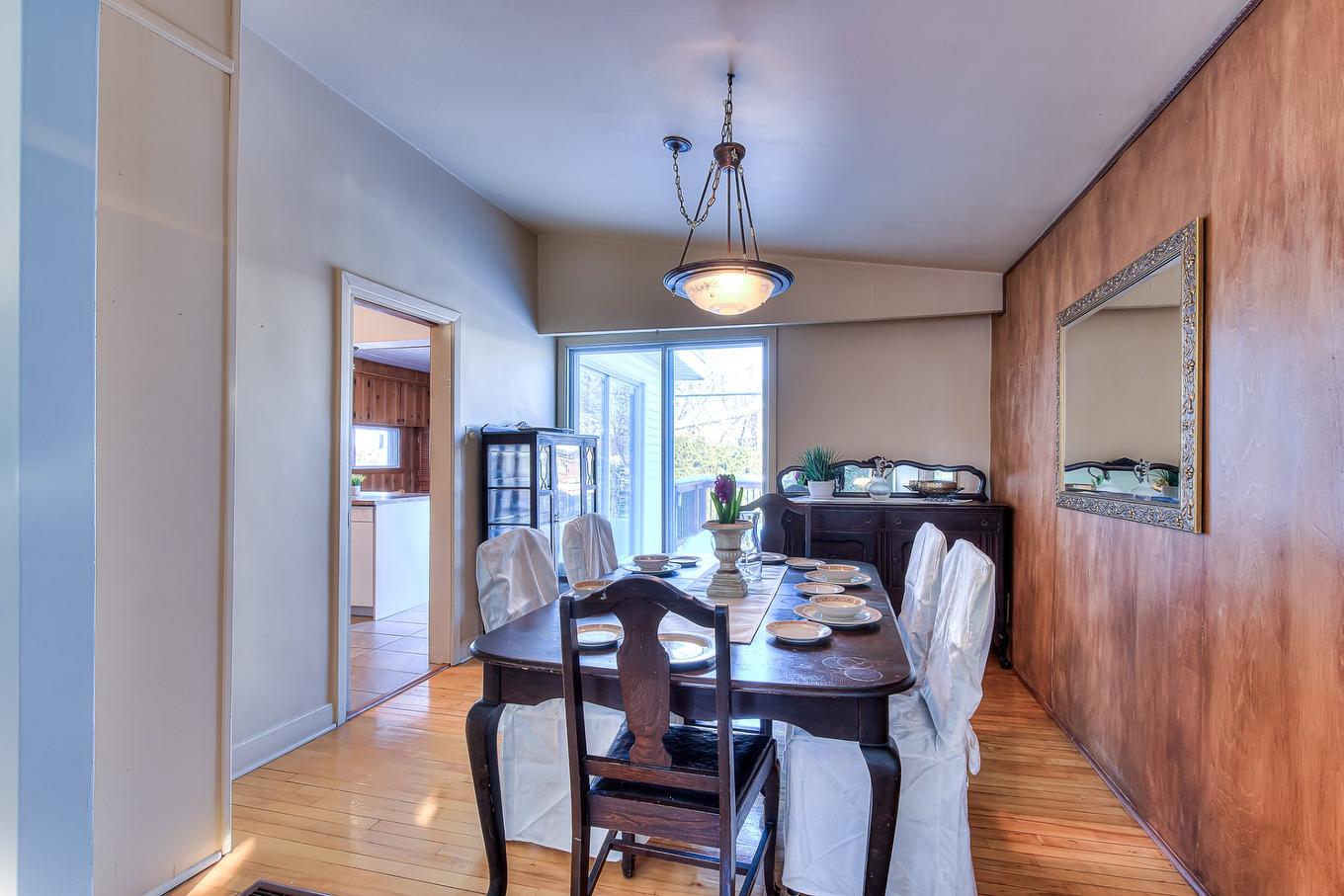 Dining room - 139 Av. Giroux, Laval (Laval-Des-Rapides), QC - Indoor Photo Showing Dining Room