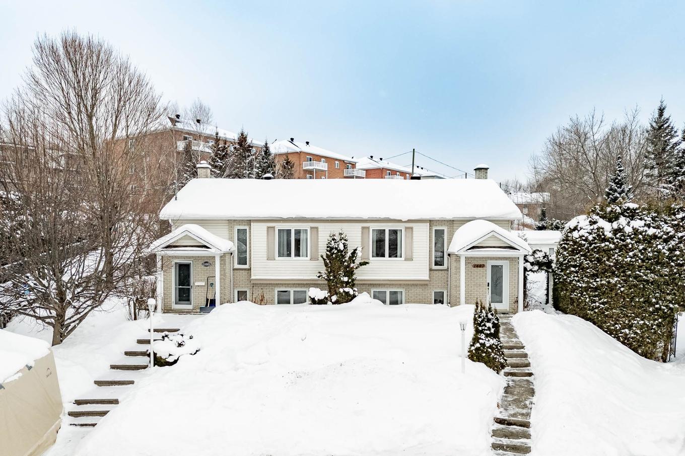 Extérieur - 1487 Rue Des Roses, Sherbrooke (Fleurimont), QC - Outdoor With Facade