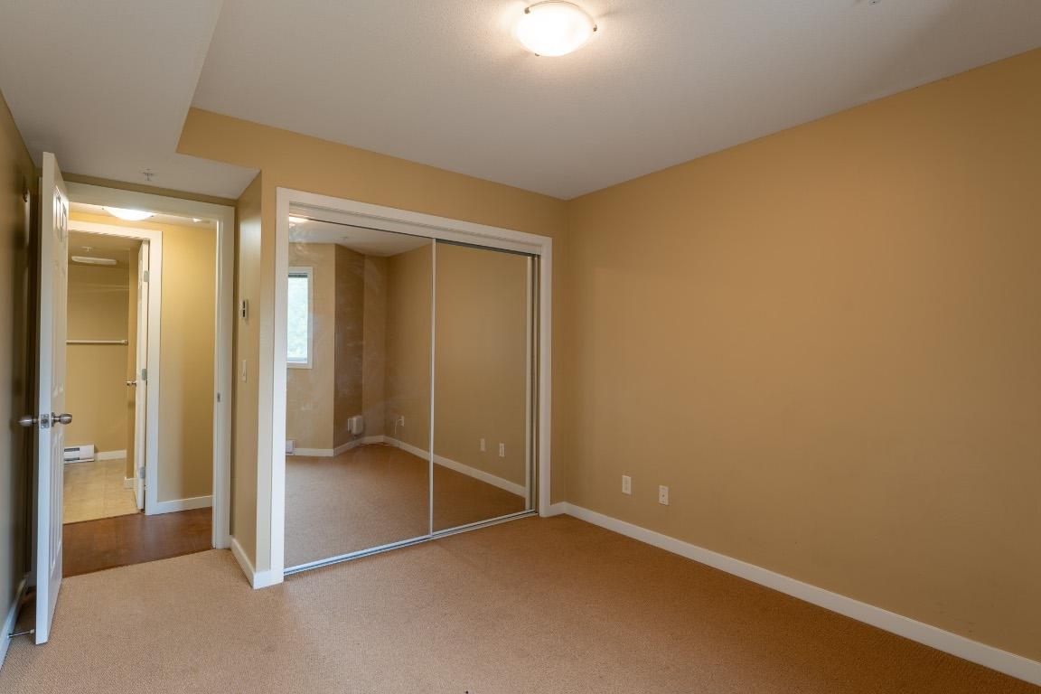 306-135 Ziprick Road, Kelowna, BC - Indoor Photo Showing Other Room
