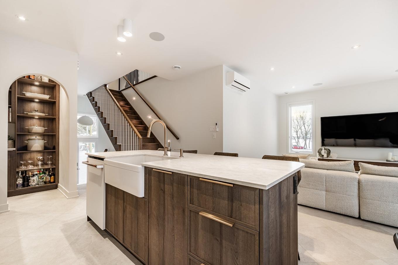 Cuisine - 5 Rue Loiselle, Saint-Mathias-Sur-Richelieu, QC - Indoor Photo Showing Other Room