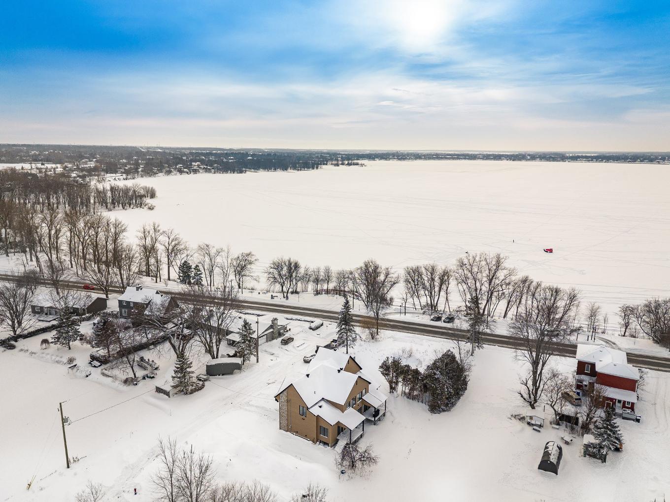Photo aérienne - 5 Rue Loiselle, Saint-Mathias-Sur-Richelieu, QC - Outdoor With Body Of Water With View