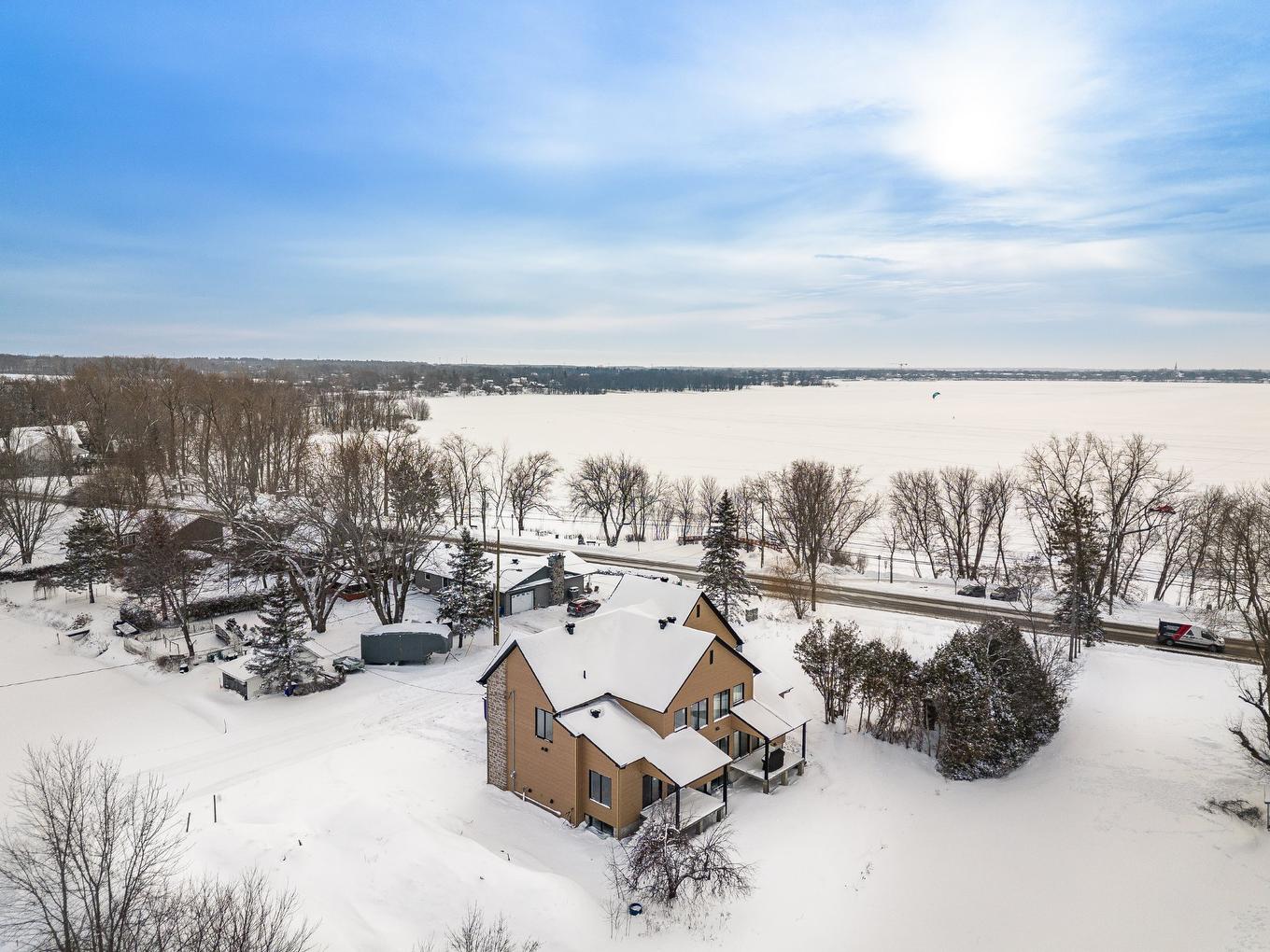 Photo aérienne - 5 Rue Loiselle, Saint-Mathias-Sur-Richelieu, QC - Outdoor With Body Of Water With View