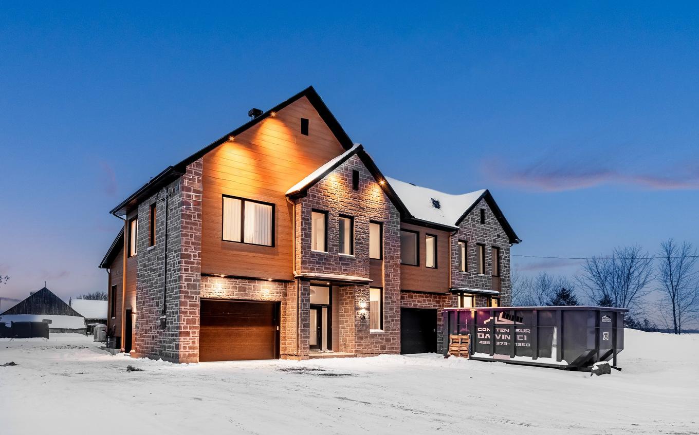 Façade - 5 Rue Loiselle, Saint-Mathias-Sur-Richelieu, QC - Outdoor