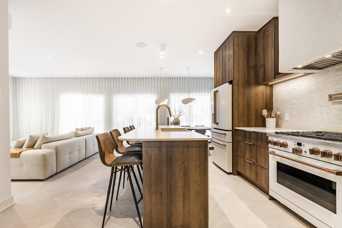 Cuisine - 5 Rue Loiselle, Saint-Mathias-Sur-Richelieu, QC - Indoor Photo Showing Kitchen With Upgraded Kitchen