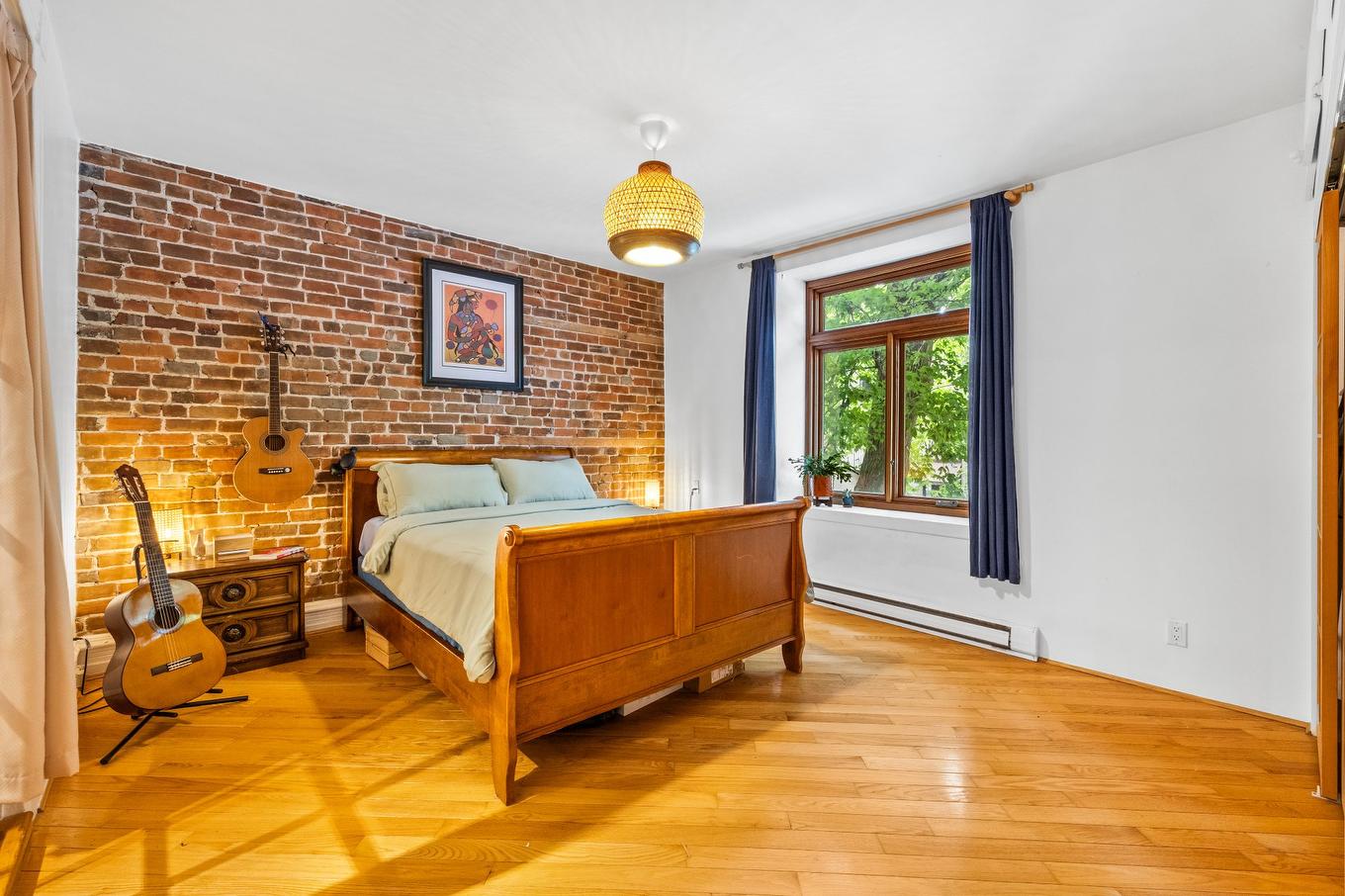 Primary bedroom - 3867 Rue De Mentana, Montréal (Le Plateau-Mont-Royal), QC - Indoor Photo Showing Bedroom