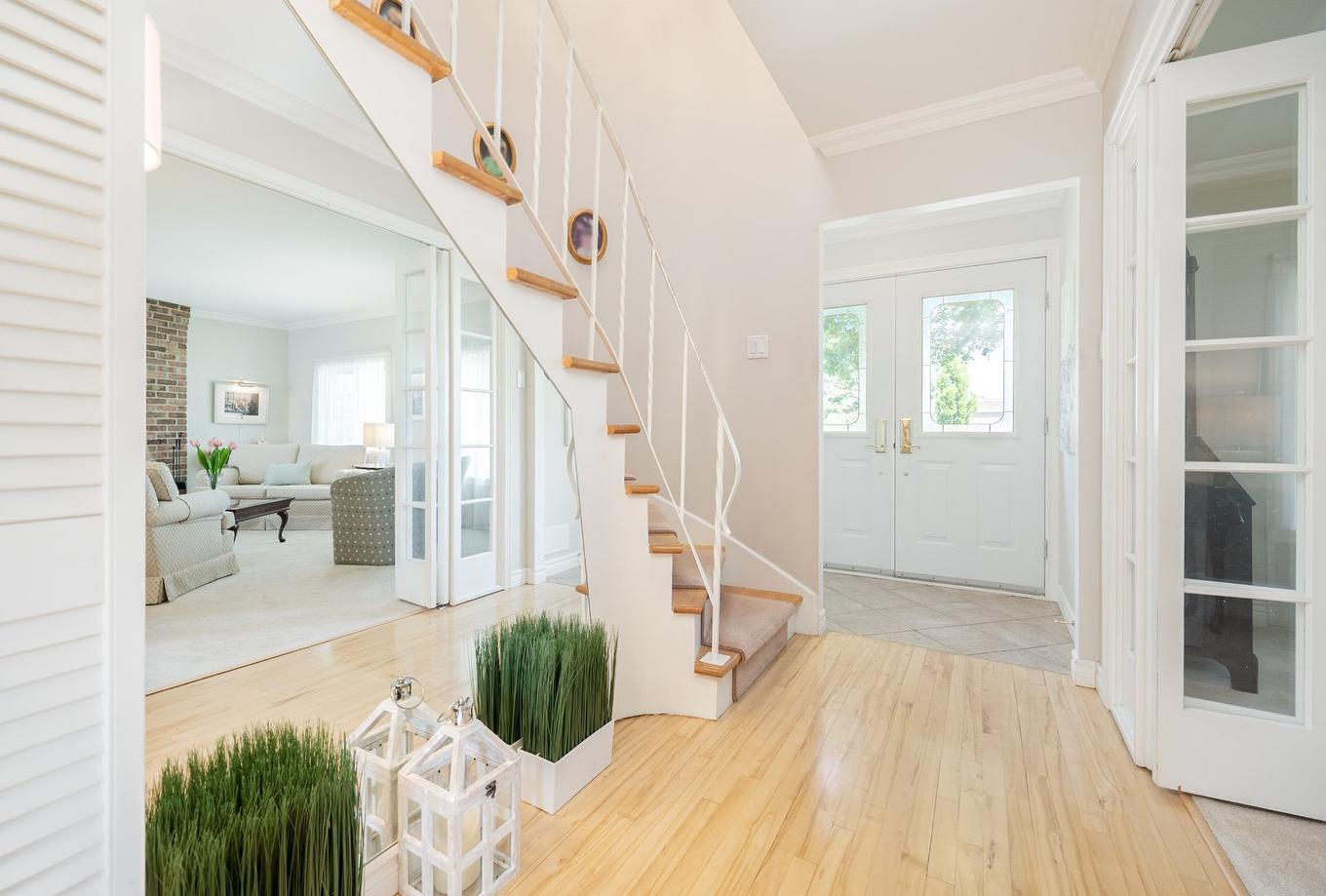 Hall - 66 Rue Park Ridge, Kirkland, QC - Indoor Photo Showing Other Room